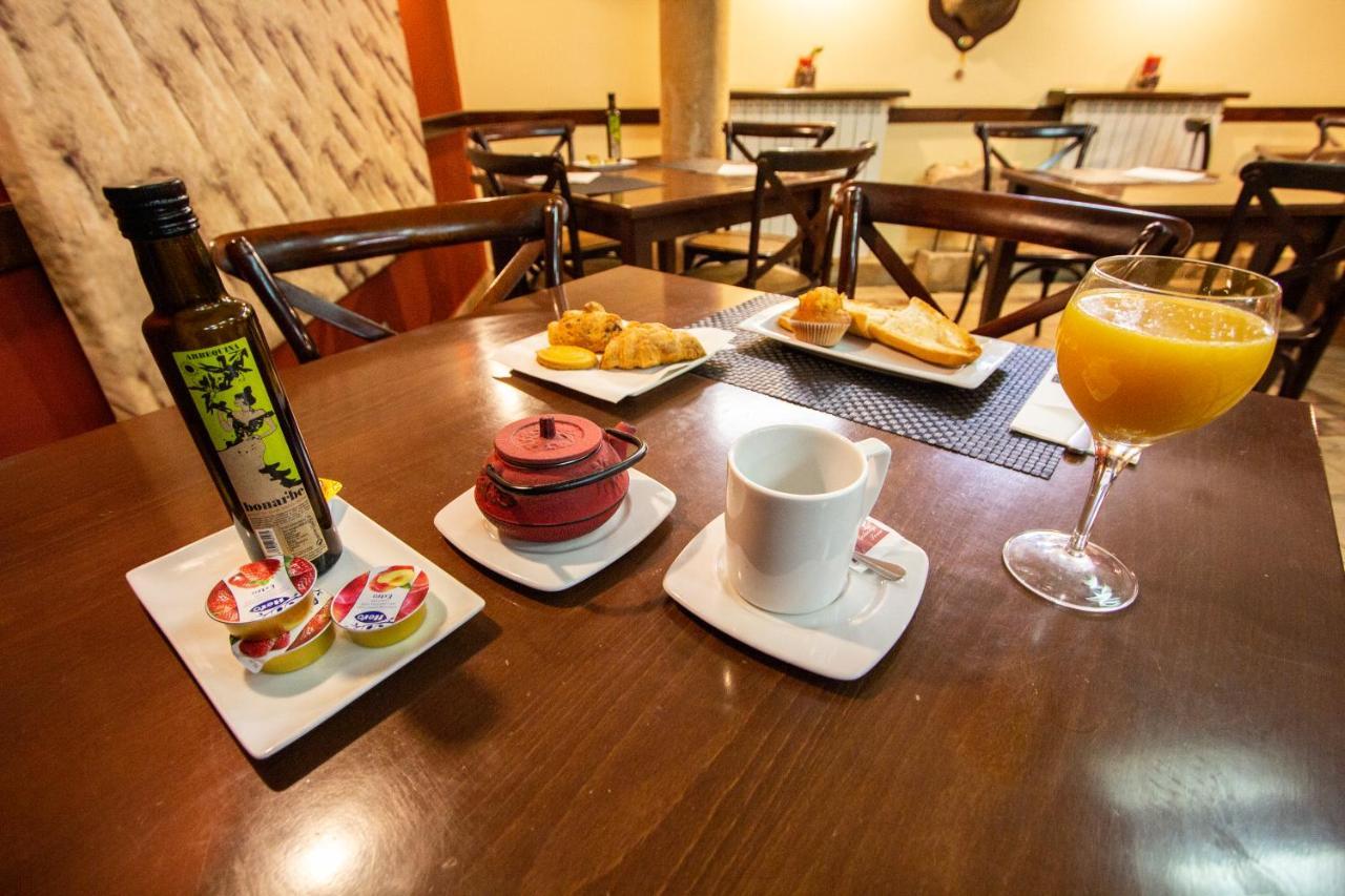 Hostal Los Canteros Golmayo Екстер'єр фото