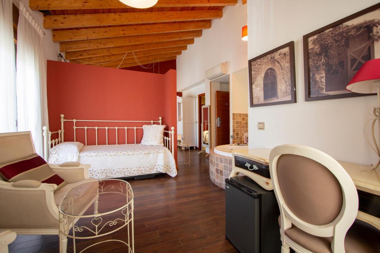 Hostal Los Canteros Golmayo Екстер'єр фото
