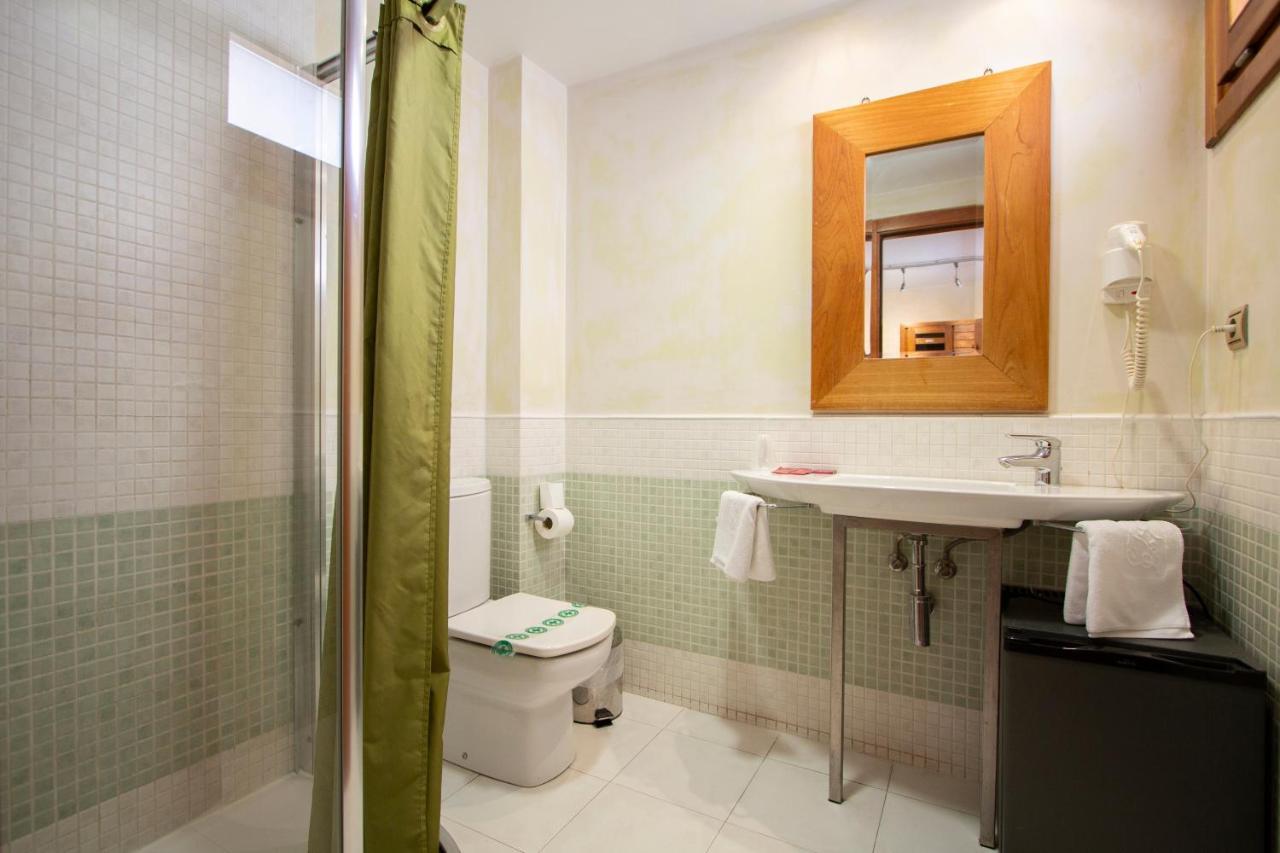 Hostal Los Canteros Golmayo Екстер'єр фото